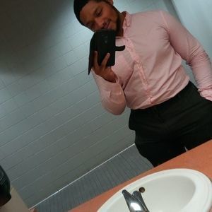 Meet your Posher, Derrick